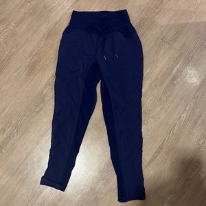 Lululemon Dance Studio Crop size 4